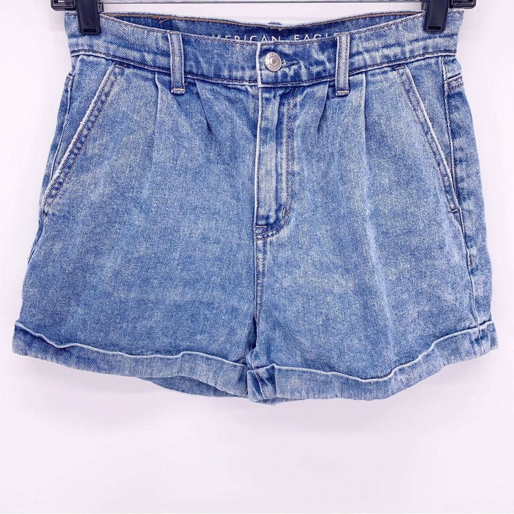 AEO Pleated Denim Mom Shorts Size 0